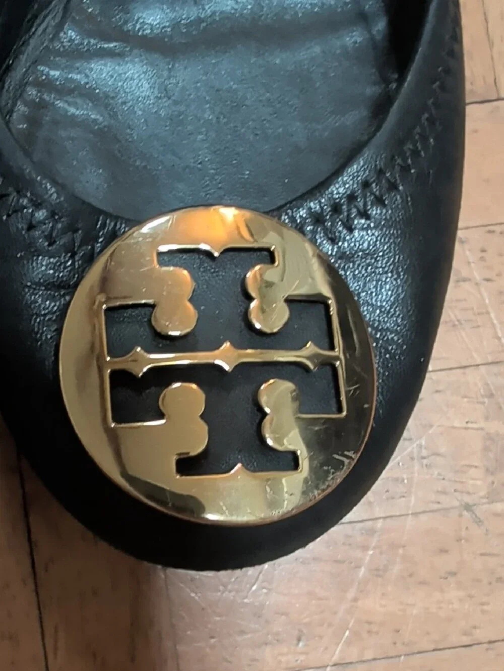 Tory Burch Black Leather Minnie Travel Ballet Flats Size 6.5 Gold Logo